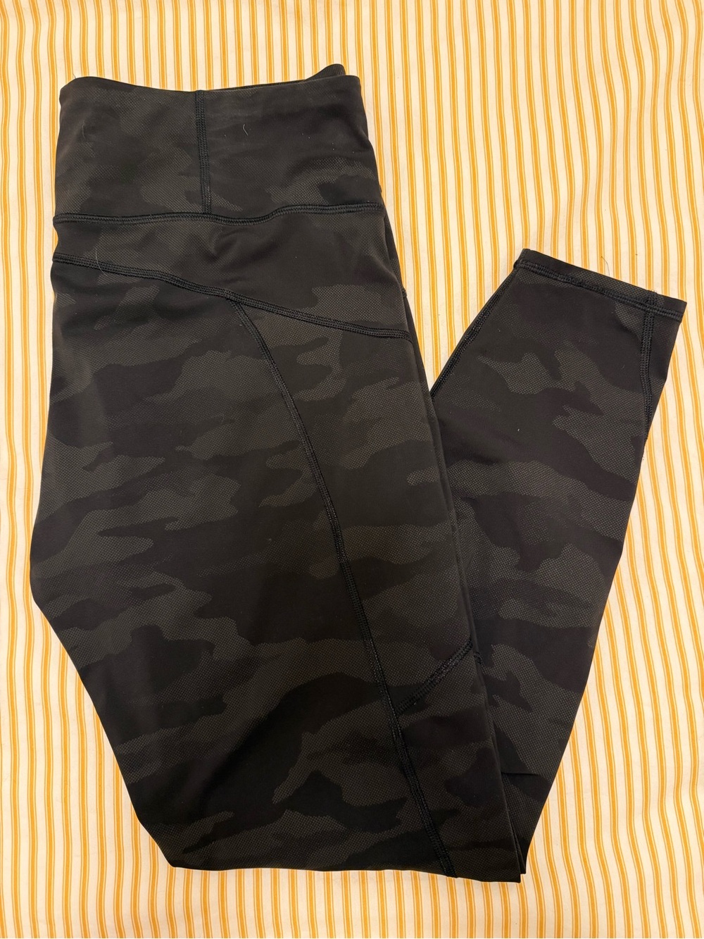 Athleta Rainier Reflective Tight in Black Grey Camo - Leggings